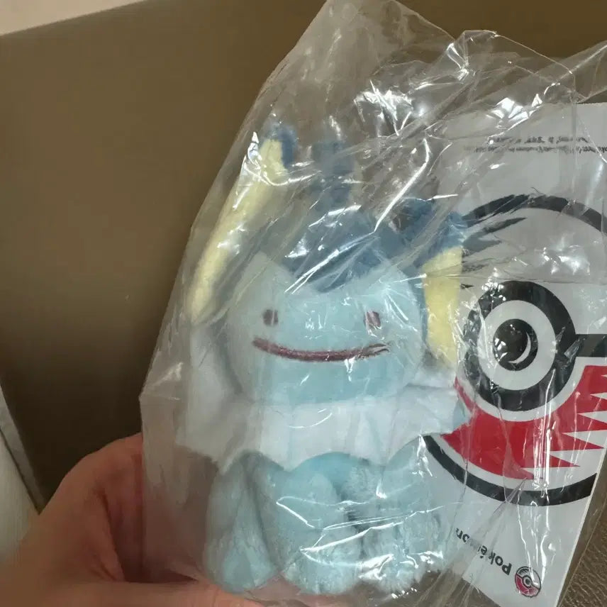 [BUNJANG] Pokemon Metamon Transformation Eevee Vaporeon Plush / 포켓몬스터 변신메타몽 이브이 샤미드