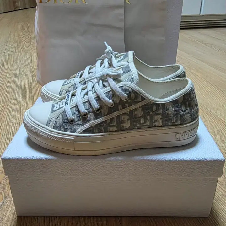 [BUNJANG] Dior Canvas Low-Top Sneakers Women&