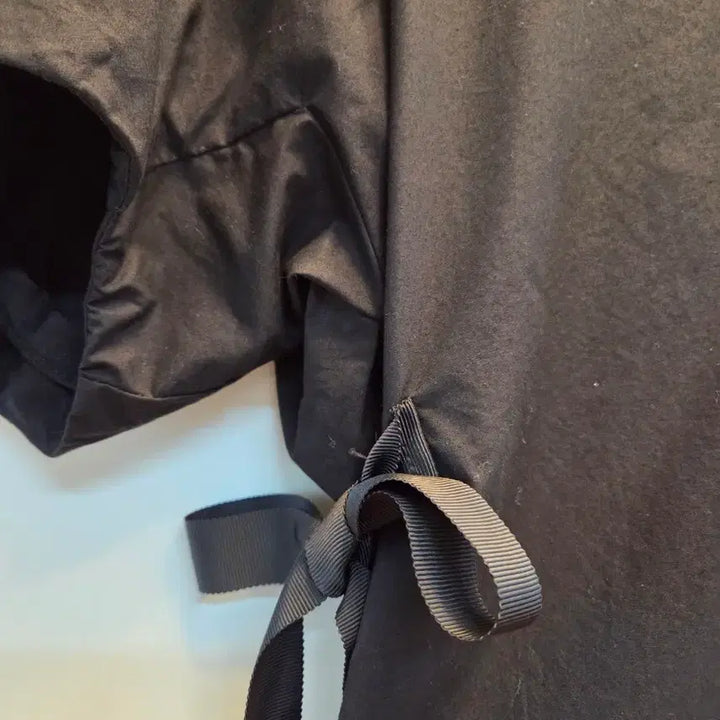 [BUNJANG] Puff Sleeve Blouse / 퍼프 소매 블라우스