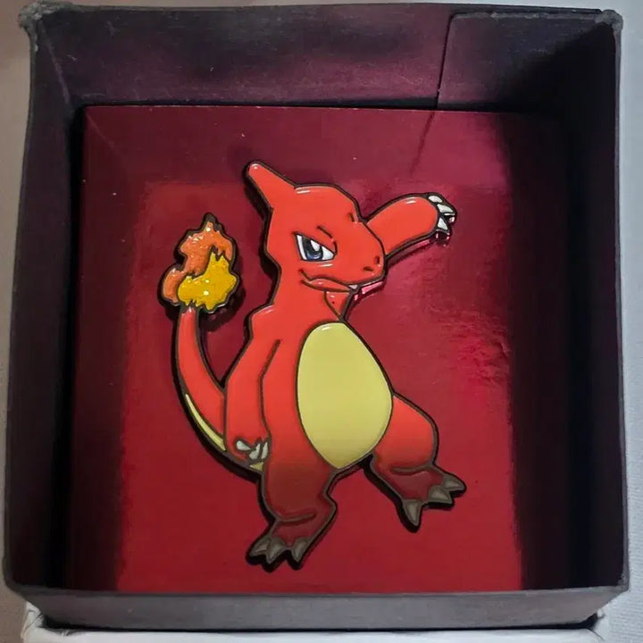 [BUNJANG] CGV Pokemon Random Badge Set 1 - Charizard / cgv포켓몬 랜덤 뱃지 1탄_리자드