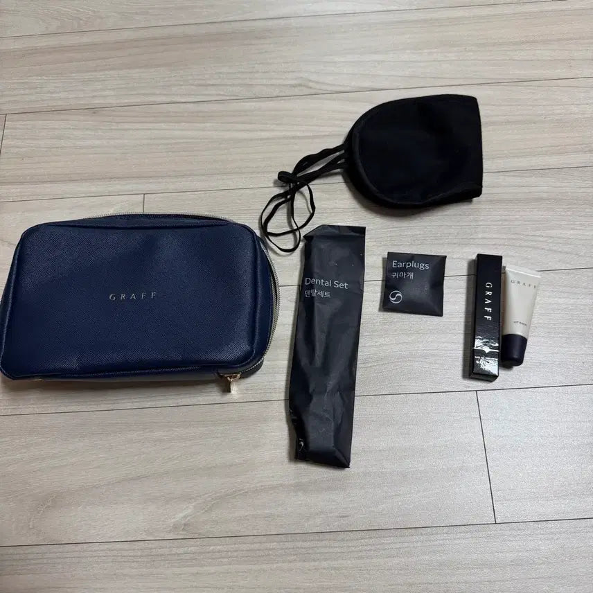 [BUNJANG] Korean Air Prestige Class Graff Amenity Kit Pouch / 대한한공 프레스티지(비즈니스) 그라프 파우치
