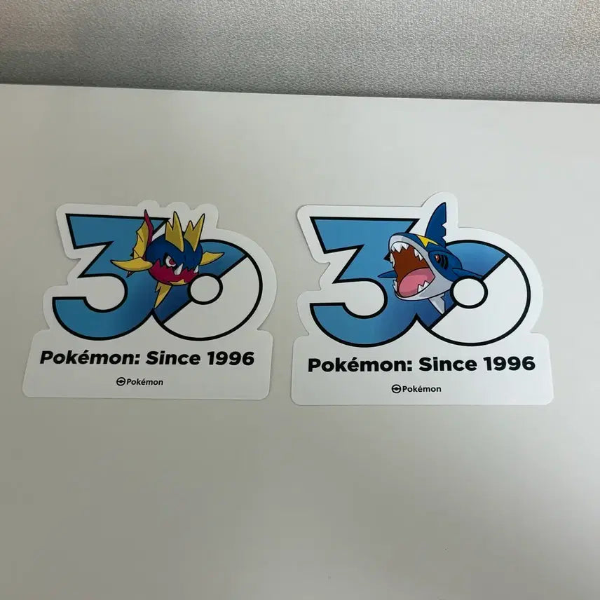 [BUNJANG] Pokemon 30th Anniversary Logo Sticker Set: Sharpedo &amp; Carvanha / 포켓몬 30주년 로고스티커 샤프니아 샤크니아