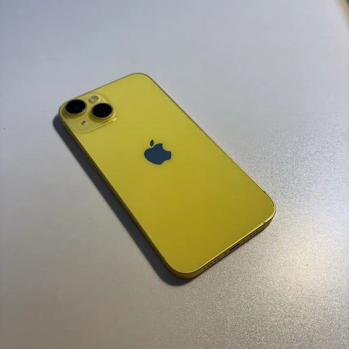 [BUNJANG] Apple iPhone 14 128GB Yellow / 아이폰14 옐로우 128GB