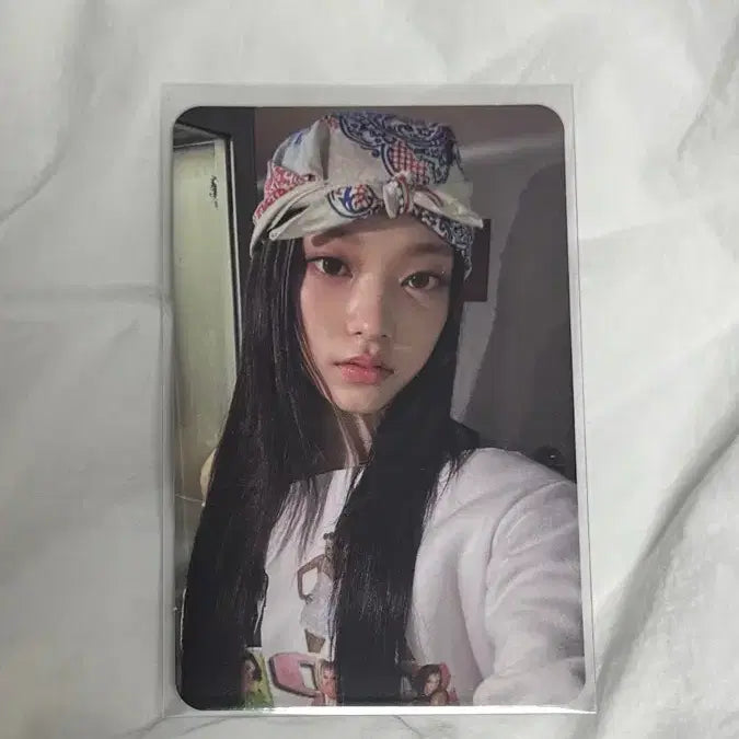 [SOLD OUT] 뉴진스 해린 슈퍼네츄럴 공방 포카 포토카드