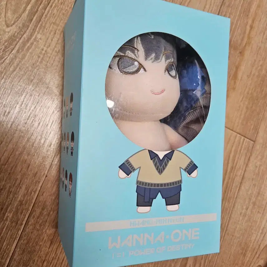 [BUNJANG] Wanna One Hwang Minhyun Doll / 새제품 워너원 황민현 인형
