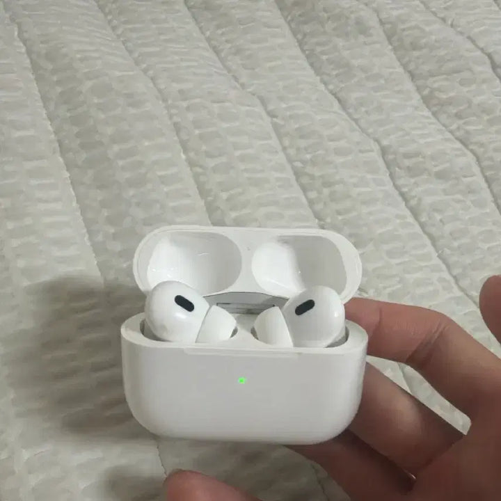 [BUNJANG] Apple AirPods Pro 2nd Generation / 에어팟 프로 2 팔아요