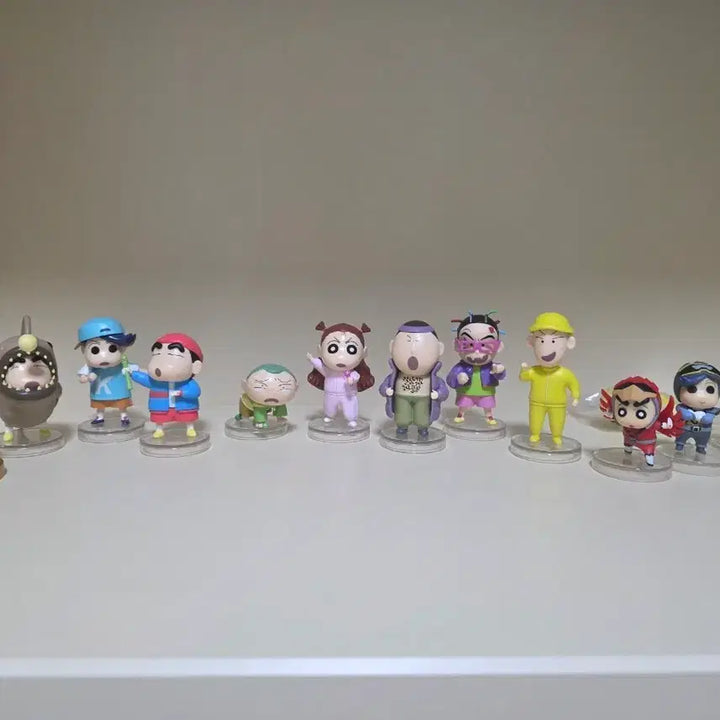 [BUNJANG] Crayon Shin-chan Character Figure Bundle Set (11 Figures) / 짱구 굿즈