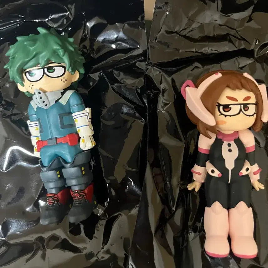 [BUNJANG] My Hero Academia Izuku &amp; Ochaco Jirori Figure Bundle Set / 나의 히어로 아카데미아 지로리 피규어(미도리야+우라라카) 일괄