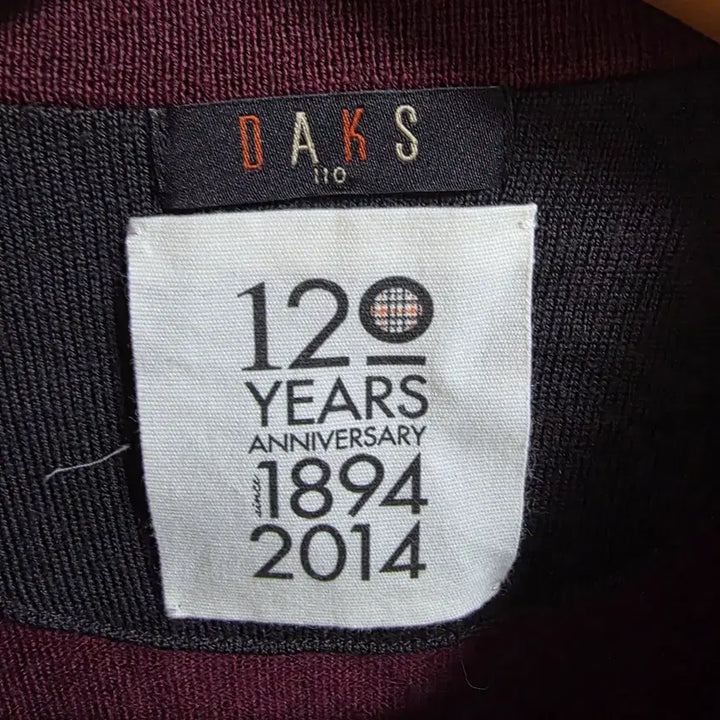 [BUNJANG] DAKS 120th Anniversary Limited Edition 100% Wool V-Neck Knit Vest - Burgundy / [110] 닥스 120주년 한정판 모100% 브이넥 니트 조끼 와인