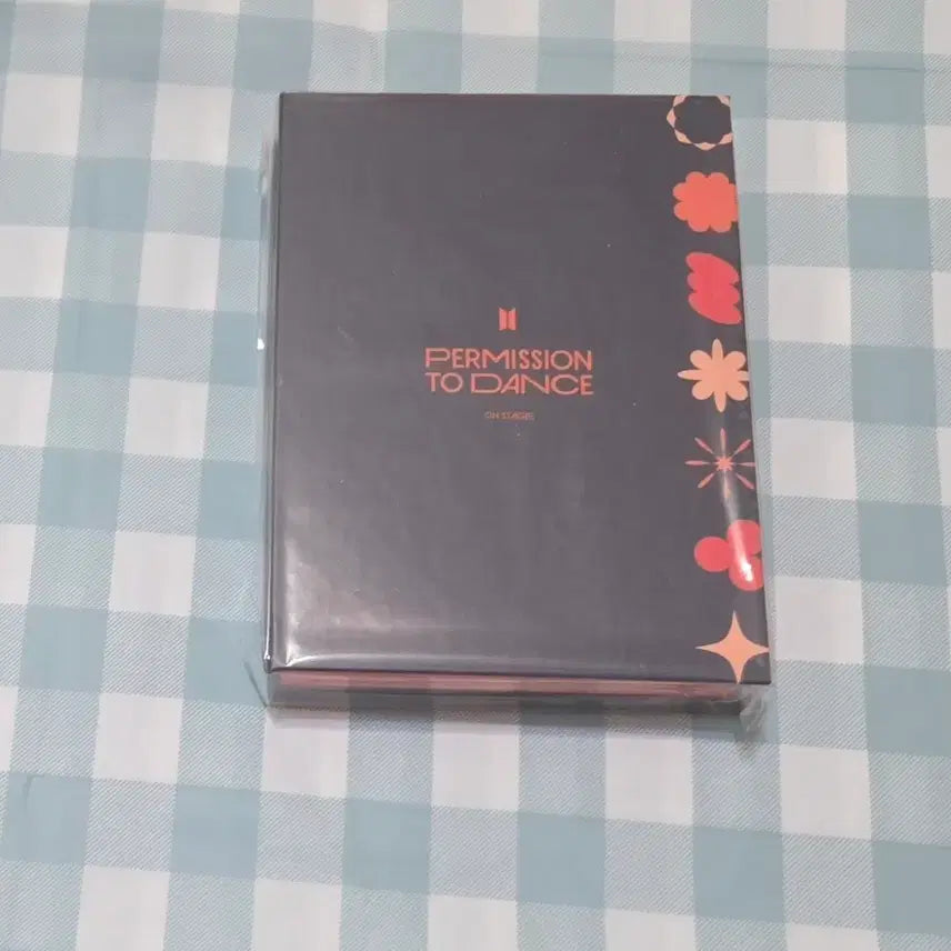 [SOLD OUT] 미개봉) 방탄 퍼투댄 퍼미션투댄스 온 스테이지 메세지 포토카드 프레임