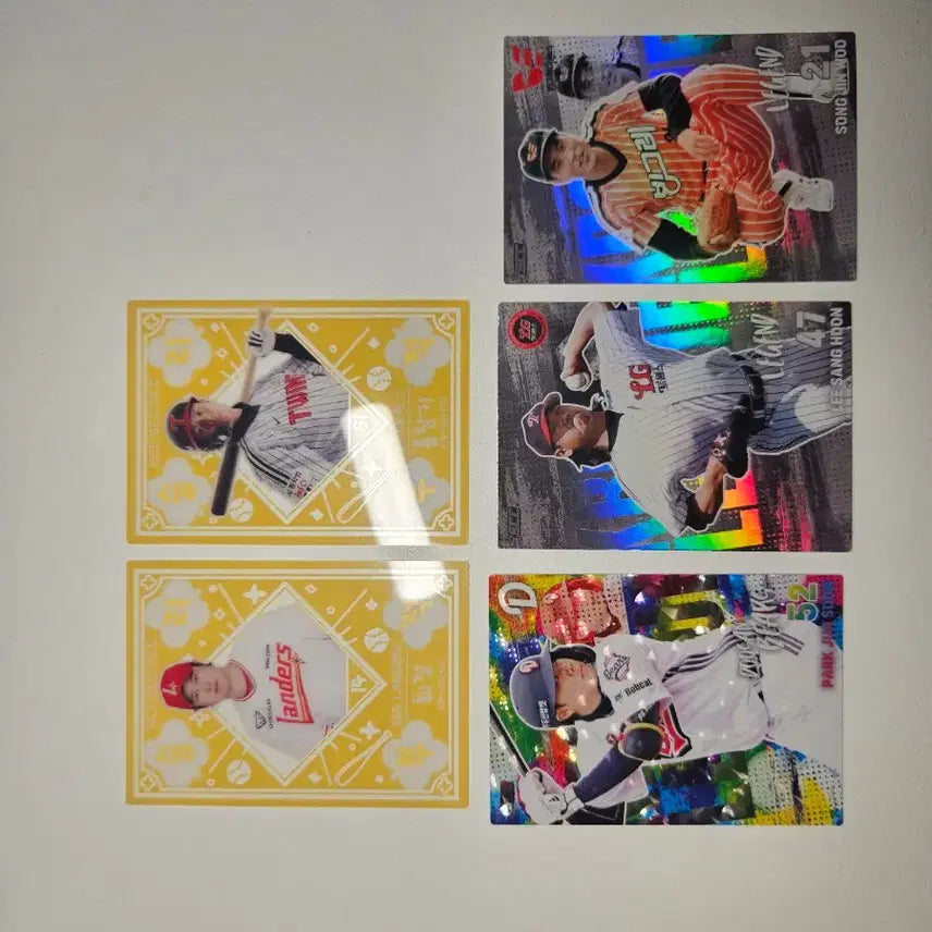 [BUNJANG] KBO Baseball Player Cards Bundle (Hong Chang-ki, Choi Jeong, Park Jun-soon, Lee Sang-hoon, Song Jin-woo) / kbo 카드 홍창기 최정 승리부적 박준순 이상훈 송진우 팝니다.