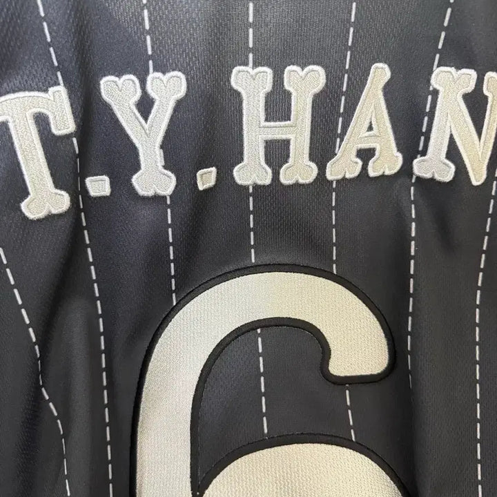 [BUNJANG] Lotte Giants Politeru Han Tae-yang Baseball Jersey (Size 110) / 롯데 자이언츠 폴리테루 한태양 직자수 110