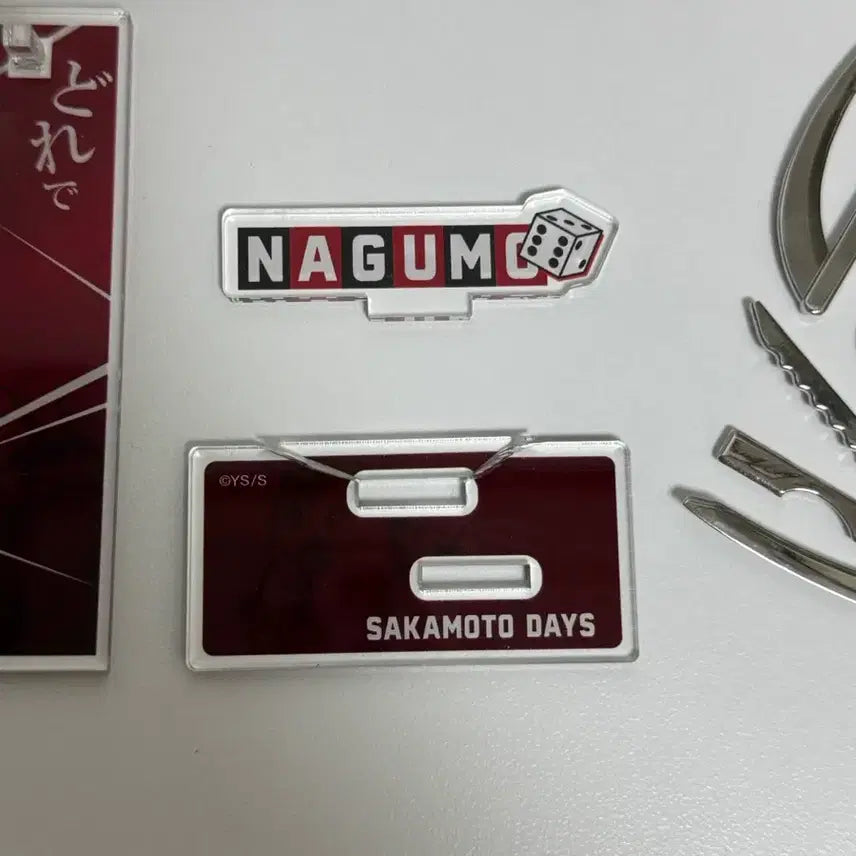 [BUNJANG] Sakamoto Days Nagumo Knife Acrylic Diorama (Damaged) / 사카모토데이즈 사카데이 나구모 육덕 나이프 아크릴 디오라마(파손품)
