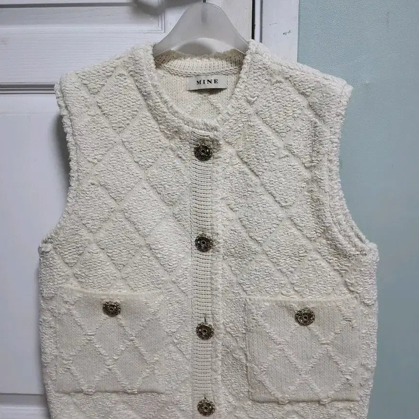 [BUNJANG] Mine 2021 Cashmere Blend Knit Vest / 마인(2021) 니트 조끼 팔아요