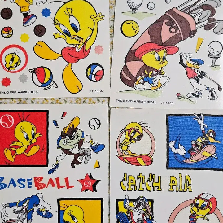 [BUNJANG] Tweety Sticker Flakes Bundle / 고전문구일괄) 트위티 스티커 띠부씰