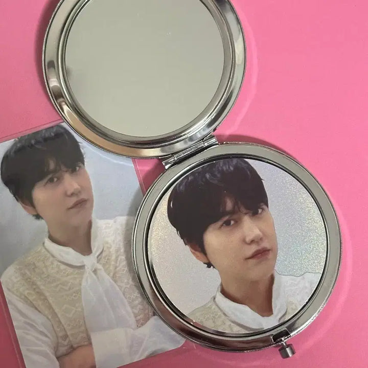 [BUNJANG] Super Junior Kyuhyun Photocard Mirror / 슈퍼주니어 거울 규현 포토카드