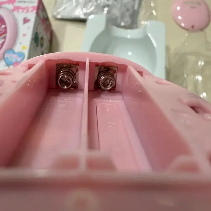 [BUNJANG] Sanrio Tamagotchi Meets Pink / 산리오 ㅋㅍ 다마고치 미츠 핑크 박스, 구성품 포함