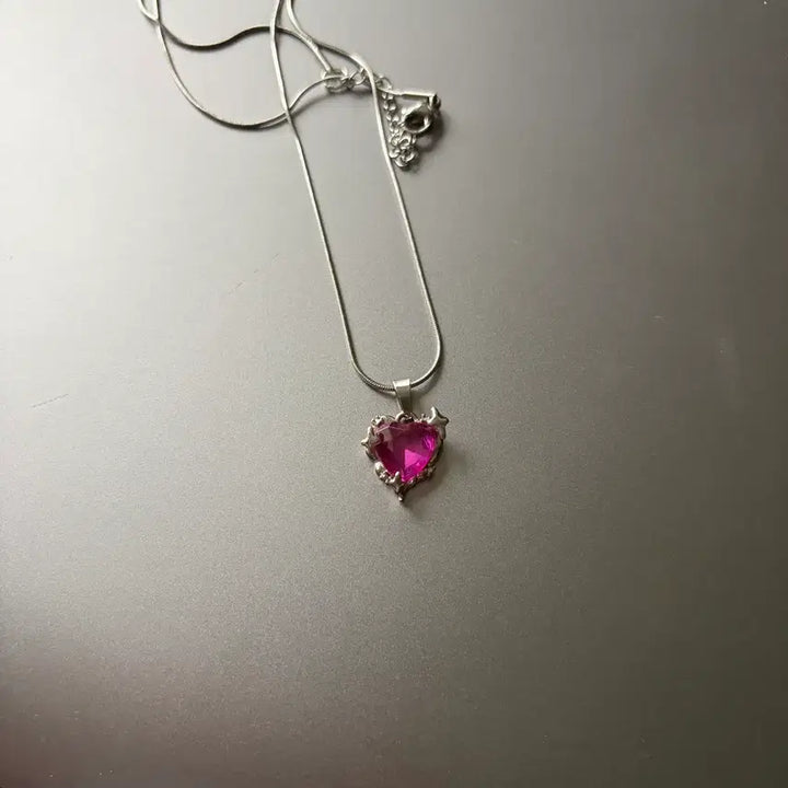 [BUNJANG] Kitsch Heart Ruby Necklace / 키치한 하트 실버 루비 목걸이