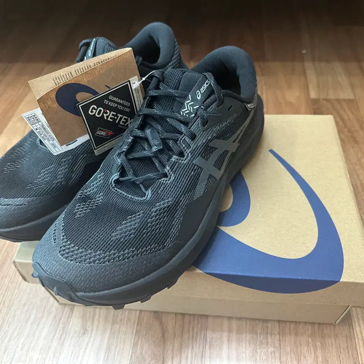 [BUNJANG] ASICS Trabuco 14 GTX Black Running Shoes 275 / [275] 아식스 트라부코14 GTX 블랙 새상품