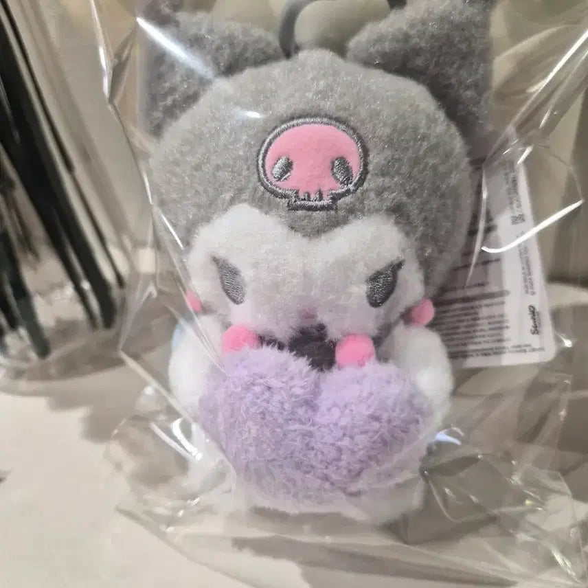 [SOLD OUT] 산리오 쿠로미 봉제인형 가방걸이 하트엔젤