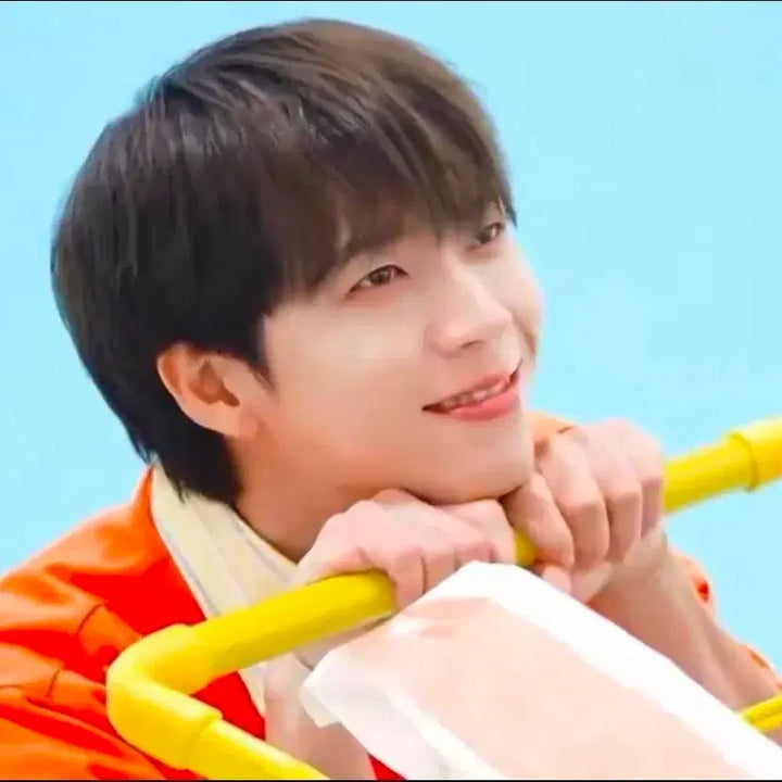[BUNJANG] Nam Woo Hyun "Saesak" 2nd Fan Club Kit (Full Set - Excluding Card) / 남우현 새싹 2기 팬클럽키트 양도