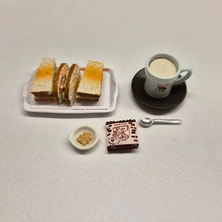 [SOLD OUT] 코메다 단품 1번 / 코메다 커피 2탄 리멘트 / 가챠 /토스트