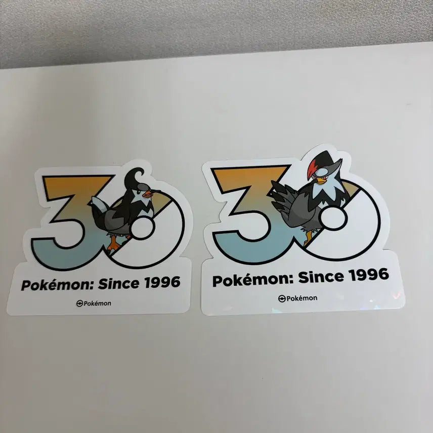 [SOLD OUT] 포켓몬 30주년 로고스티커 찌르버드 찌르호크