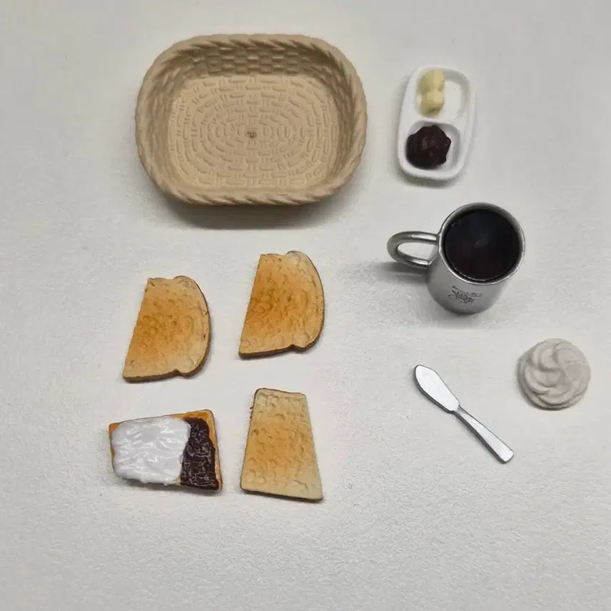 [SOLD OUT] 코메다 단품 3번 / 코메다 커피 2탄 리멘트 / 가챠 /토스트