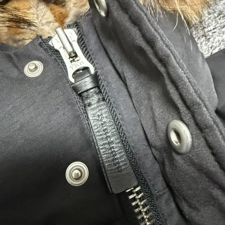 [BUNJANG] Mackage Dixon Down Jacket Size 38 / 맥케이지 딕슨 38사이즈 개급처 하자x