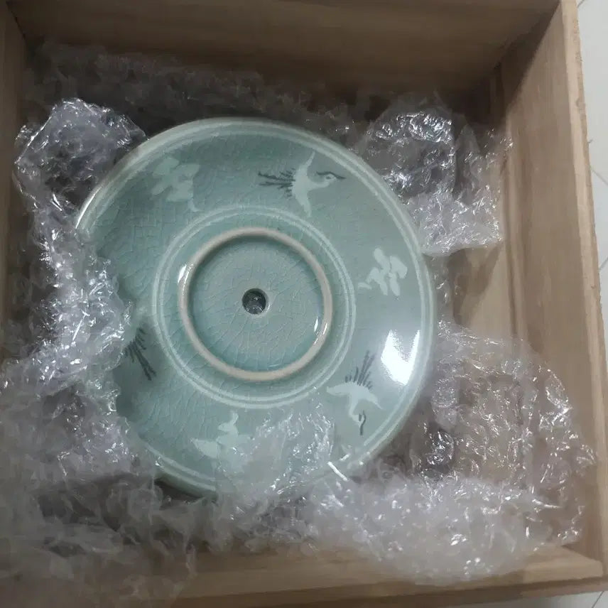 [SOLD OUT] 청자 운학문.(계영배) 다기 세트 학 문양