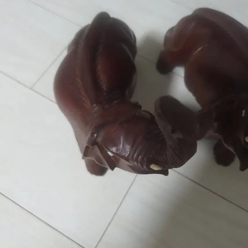 [BUNJANG] African Zitan Wood Elephant Pair Sculpture / 아프리카 자단,코끼리 한쌍