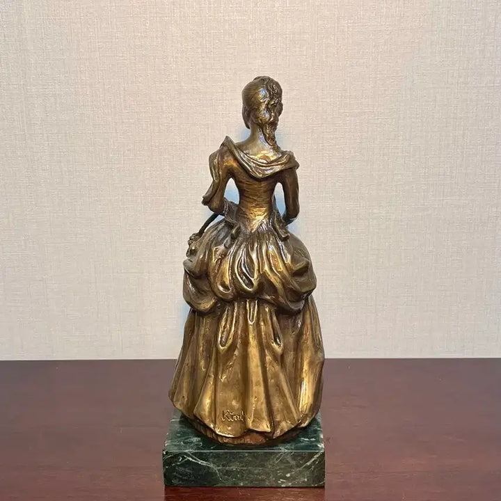 [BUNJANG] Kim Beon Bronze Charlotte Sculpture with Marble Base / 김번 동브론즈) 샤를로트 조각상 중형 대리석 좌대