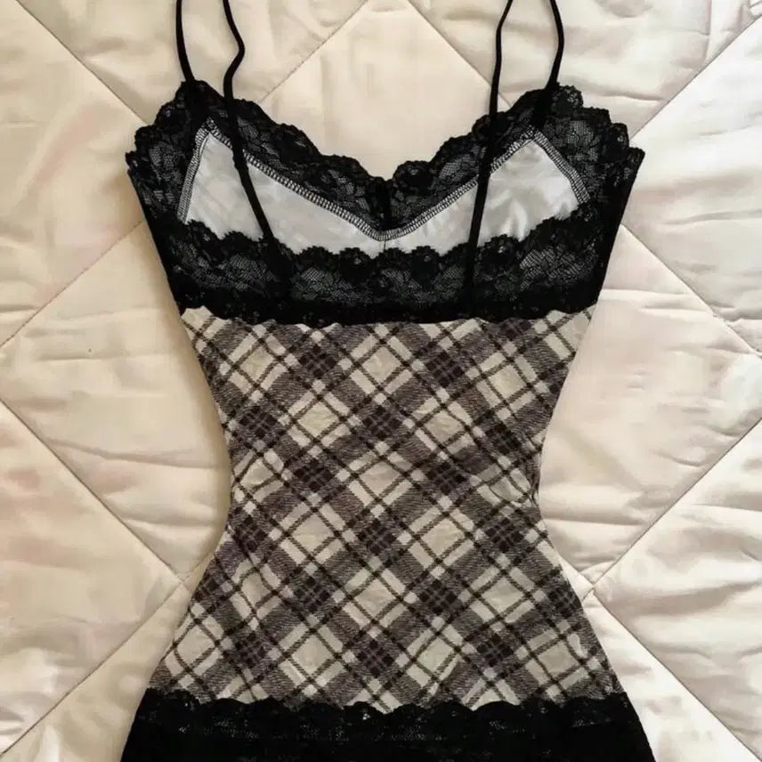 [BUNJANG] Checkered Pattern Lace Sleeveless Top / 체크 패턴 레이스 슬리브리스 나시