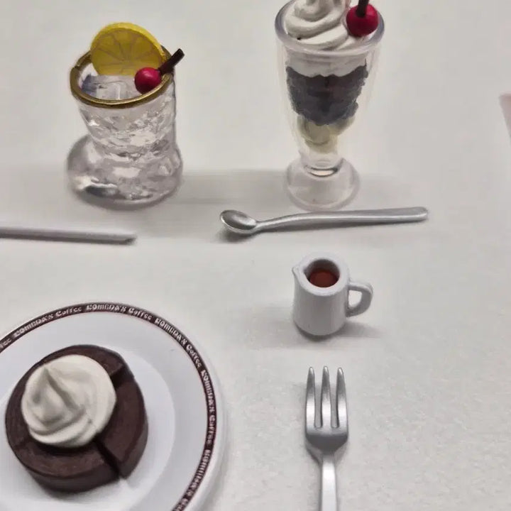 [BUNJANG] Komeda Coffee 2nd Edition Re-Ment Parfait Soda Single / 코메다 단품 4번 / 코메다 커피 2탄 리멘트 / 가챠 /파르페/소다