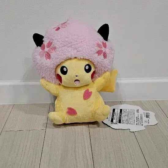 [BUNJANG] Pokemon Center Tokyo DX 1st Anniversary Cherry Blossom Pikachu / 포켓몬스터 벚꽃 피카츄 포켓몬 센터 도쿄 DX 1주년 기념