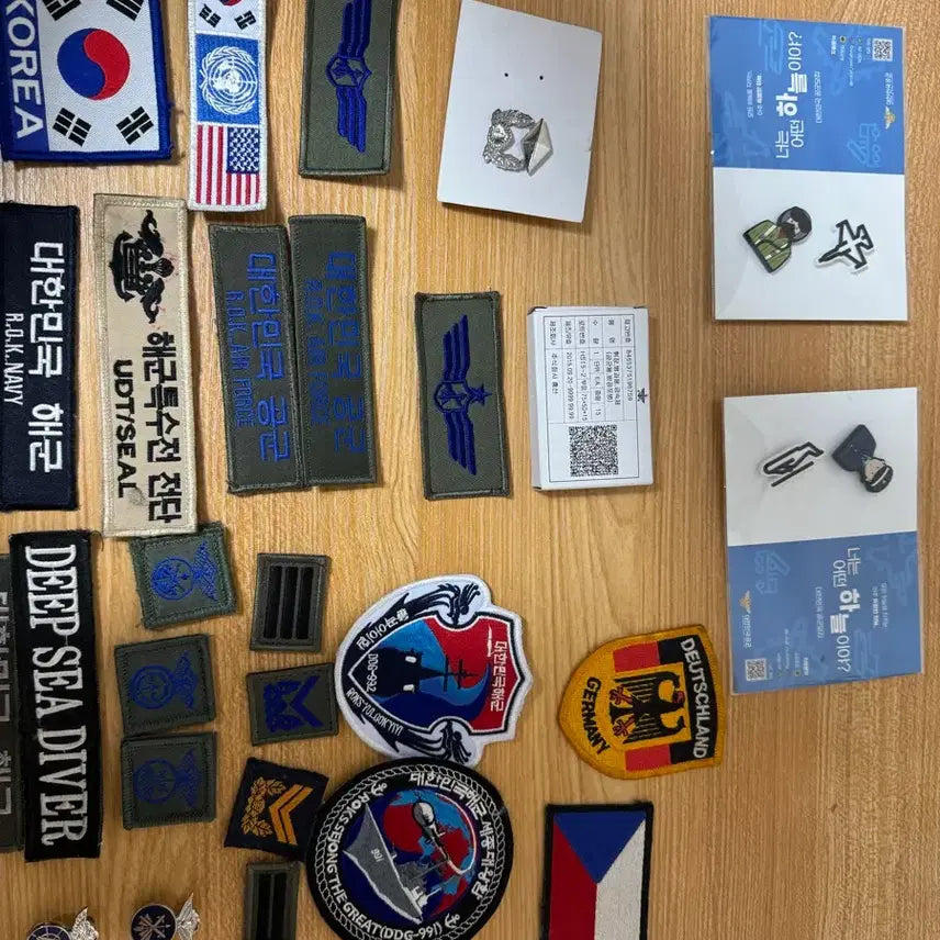 [BUNJANG] Assorted Military Patches and Badges / 군대 패치 판매합니다