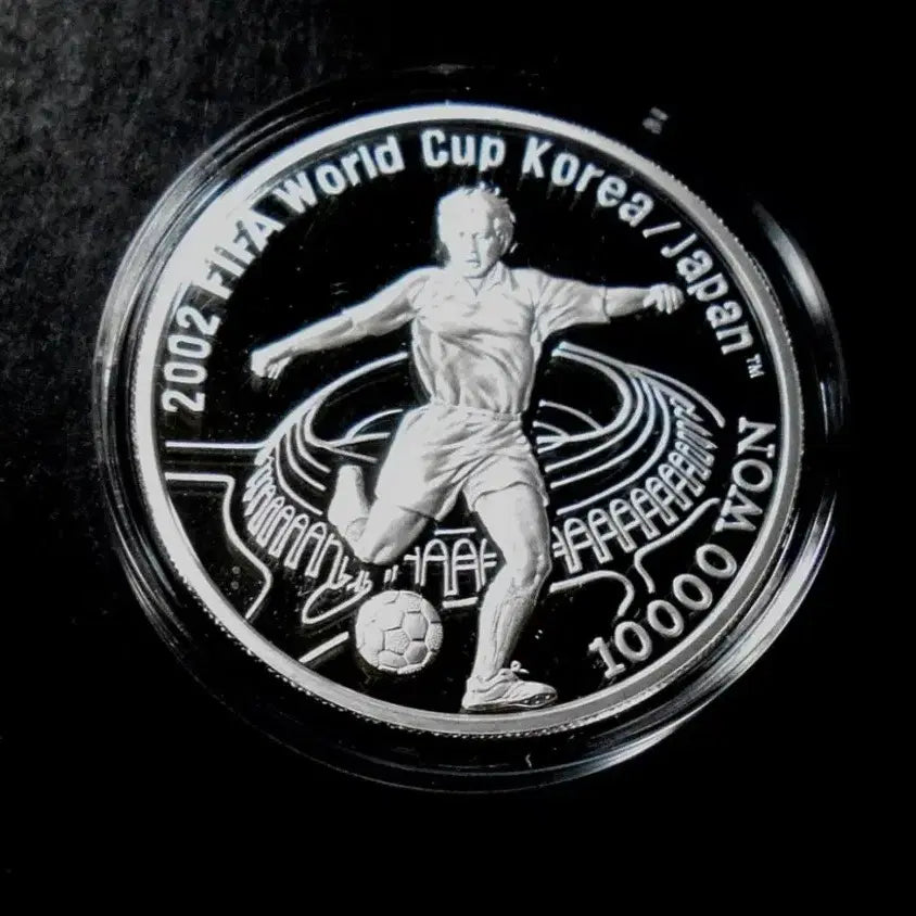 [BUNJANG] 2002 FIFA Korea-Japan World Cup 1 oz 99.9% Silver Coin / 2002 FIFA 한일 월드컵 1온스 99.9% 은화