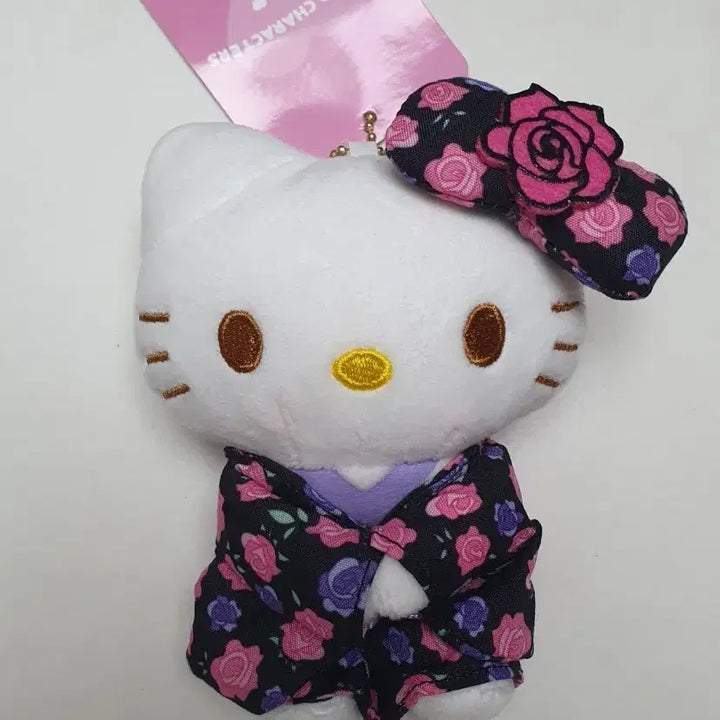 [BUNJANG] Sanrio Hello Kitty Kimono Doll Keychain New / 산리오 헬로키티 기모노 인형 키링 새상품
