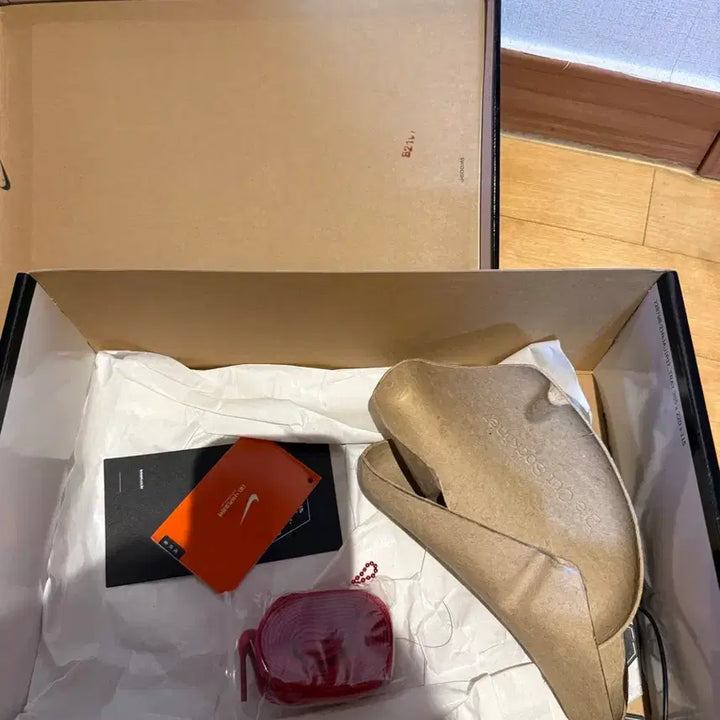 [BUNJANG] Air Jordan 1 Retro High OG Patent Bred / 조던1 레트로 하이 OG 페이턴트 브레드 260