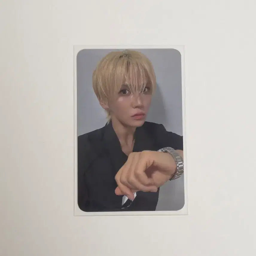[BUNJANG] XLOV Hyune Lucky Draw Photocard / 엑스러브 현 미공포