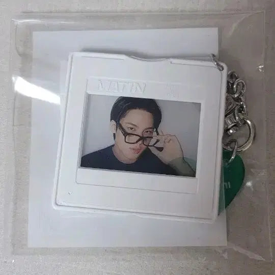 [BUNJANG] Innisfree Mingyu Film Mount Keyring / 이니스프리 민규 필름 마운트 키링