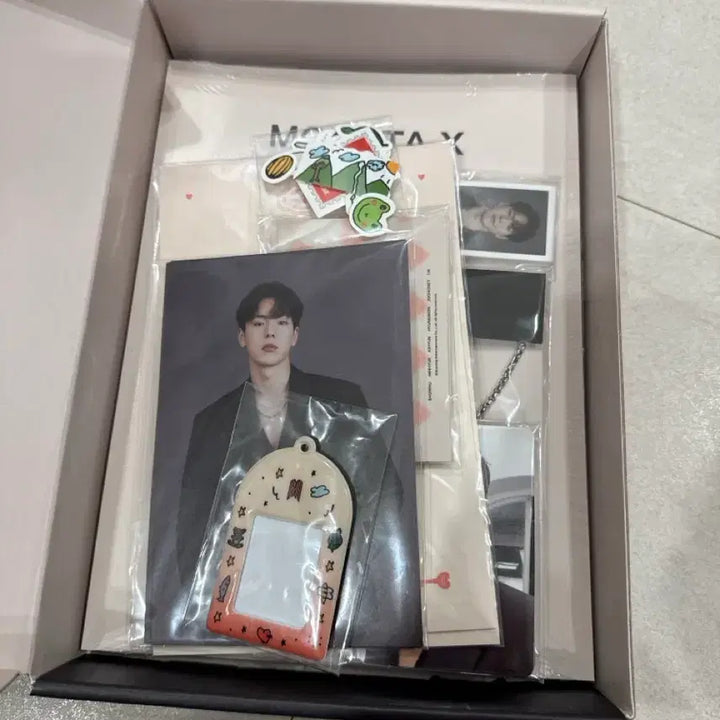 [BUNJANG] MONSTA X MONBEBE 8th Gen Kit / 몬스타엑스 몬베베 8기 키트