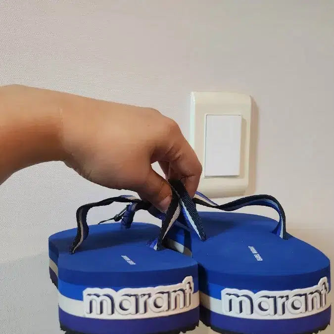 [BUNJANG] Isabel Marant Striped Flip-Flop Sandals - Blue (Size 39) / 이자벨마랑 쪼리 샌들 블루 새제품