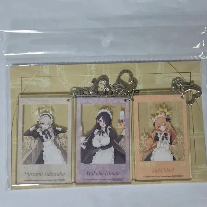 [BUNJANG] Blue Archive Aniplex Cafe Collaboration Sisterhood Keyring Set (Mari, Hinata, Sakurako) / 블루아카이브 애니플러스 카페 특전 시스터후드 키링세트