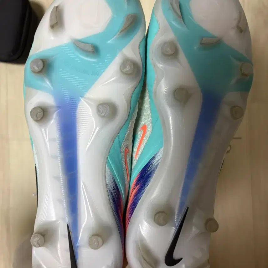 [BUNJANG] Nike Phantom 6 FG Soccer Cleats (270mm) / 나이키 팬텀 6 FG 축구화 270