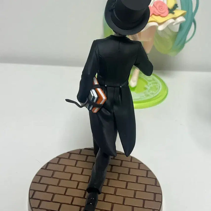 [BUNJANG] Black Butler Ciel Phantomhive Figure / 흑집사 시엘 피규어 굿즈