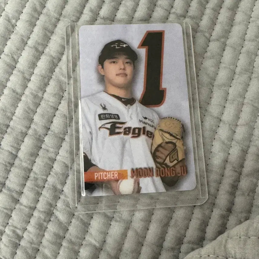 [BUNJANG] Hanwha Eagles Moon Dong-ju 2024 Photocard / 한화이글스 문동주 2024 포카 포토카드