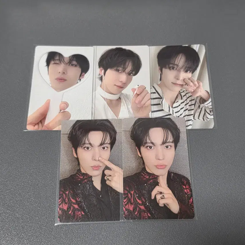 [BUNJANG] ATEEZ Yunho GOLDEN HOUR Trading Card Bundle Set / ATEEZ 에이티즈 윤호 포카 GOLDEN HOUR 트레카 인유어판타지