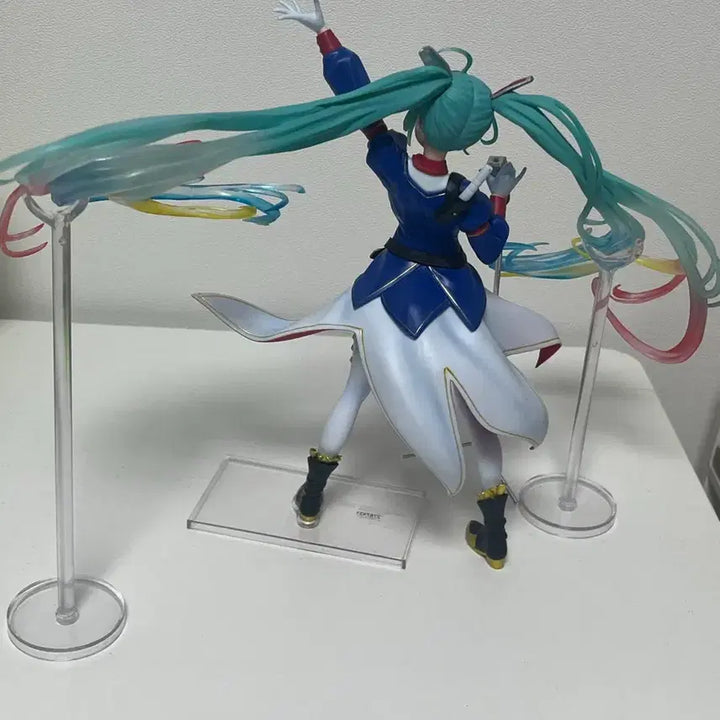 [BUNJANG] Hatsune Miku Gundam Miku Figure / 하츠네 미쿠 건담미쿠 피규어 굿즈