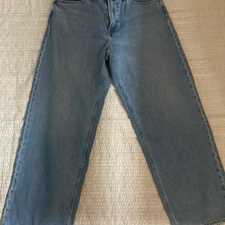[BUNJANG] Uniqlo Wide Straight Jeans 34 Size / 유니클로 와이드 스트레이트 진 청바지 34 사이즈